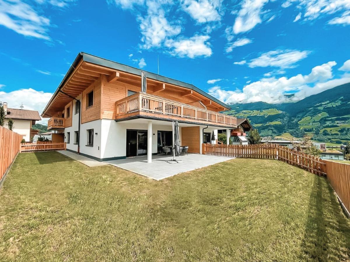Isanora - Garden & Private Whirlpool By Alpenluxus Appartements Fügen Exterior foto